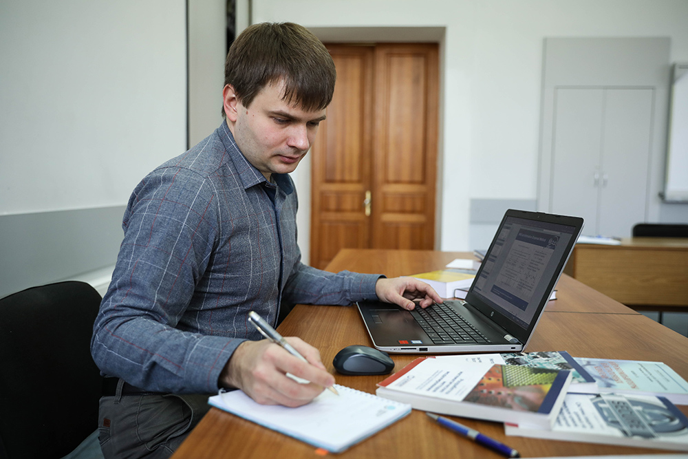 Ученые СКФУ предложили новый подход к обеспечению безопасности передачи данных в мобильных сетях