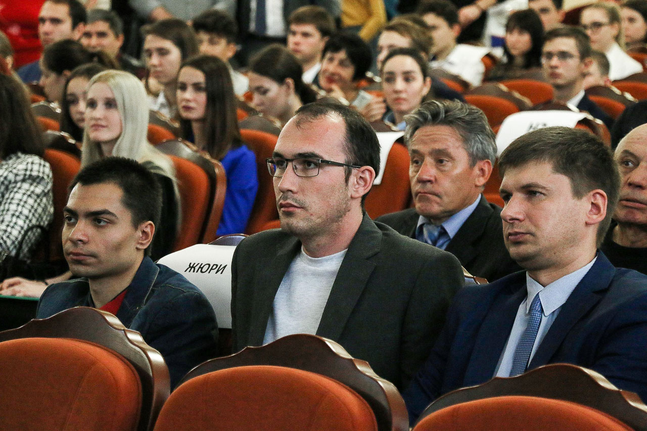 Молодые ученые СКФУ представили свои разработки на конкурсе «УМНИК» Молодые ученые СКФУ представили свои разработки на конкурсе «УМНИК»