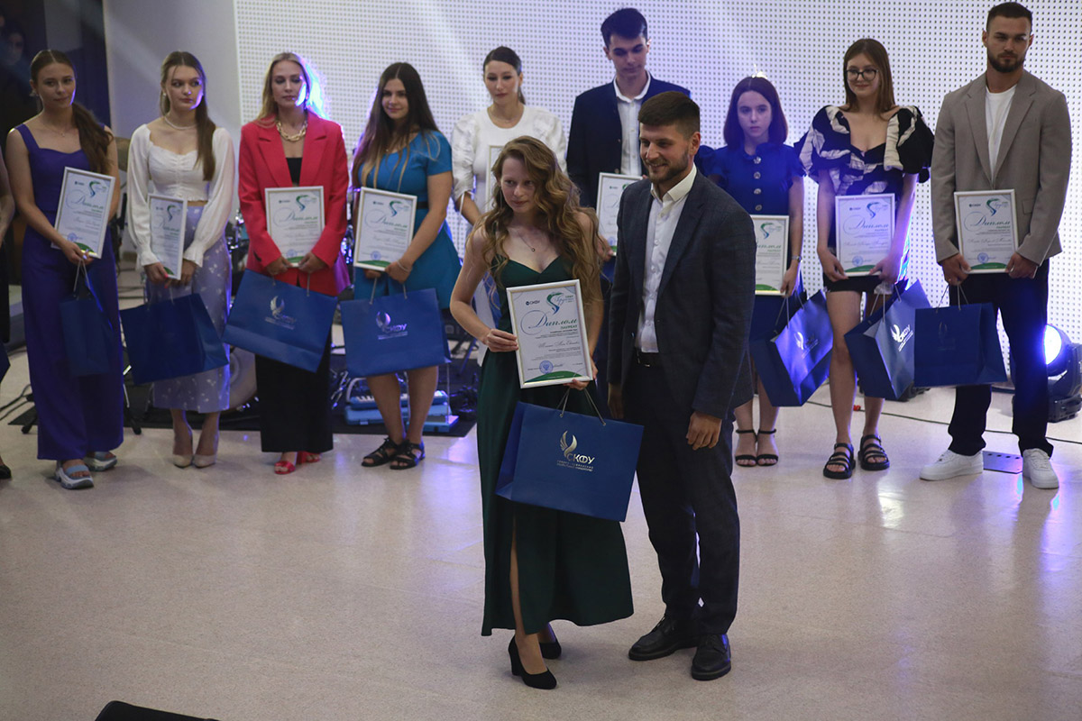 obyavleny-pobediteli-ezhegodnoj-premii-gordost-skfu-ncfu-ru-01 (36 obyavleny-pobediteli-ezhegodnoj-premii-gordost-skfu-ncfu-ru-01 (36