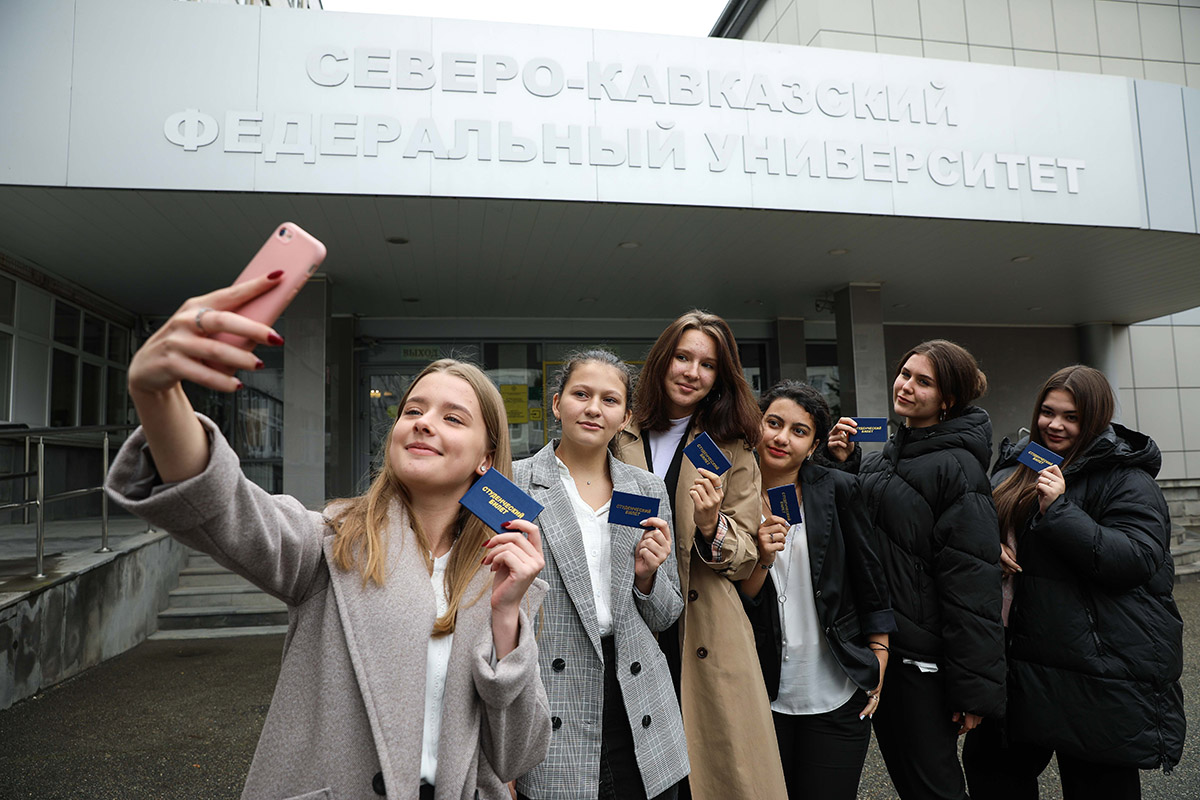 pervokursnikov-kolledzha-pri-skfu-posvyatili-v-studenty-ncfu-ru-03