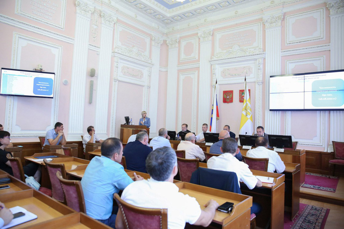 predstaviteli-skfu-obsudili-profilaktiku-pravonarushenij-v-studencheskoj-srede-ncfu-ru-02
