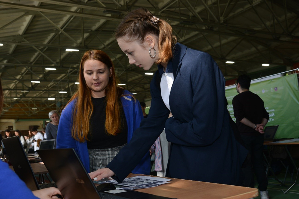 predstaviteli-skfu-posetili-festival-nauki-vklyuchaj-ehkologiku-ncfu-ru-01 predstaviteli-skfu-posetili-festival-nauki-vklyuchaj-ehkologiku-ncfu-ru-01