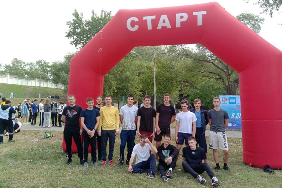 predstaviteli-skfu-pouchastvovali-v-ehkstremalnom-zabege-ncfu-ru-01