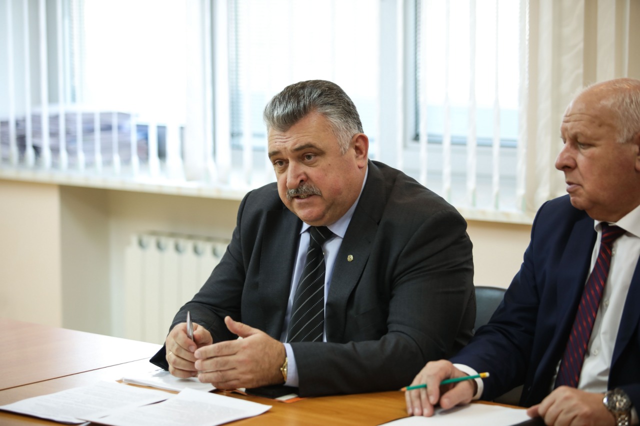 встреча Дмитрия Беспалова с представителями Первичной профсоюзной организации работников вуза встреча Дмитрия Беспалова с представителями Первичной профсоюзной организации работников вуза