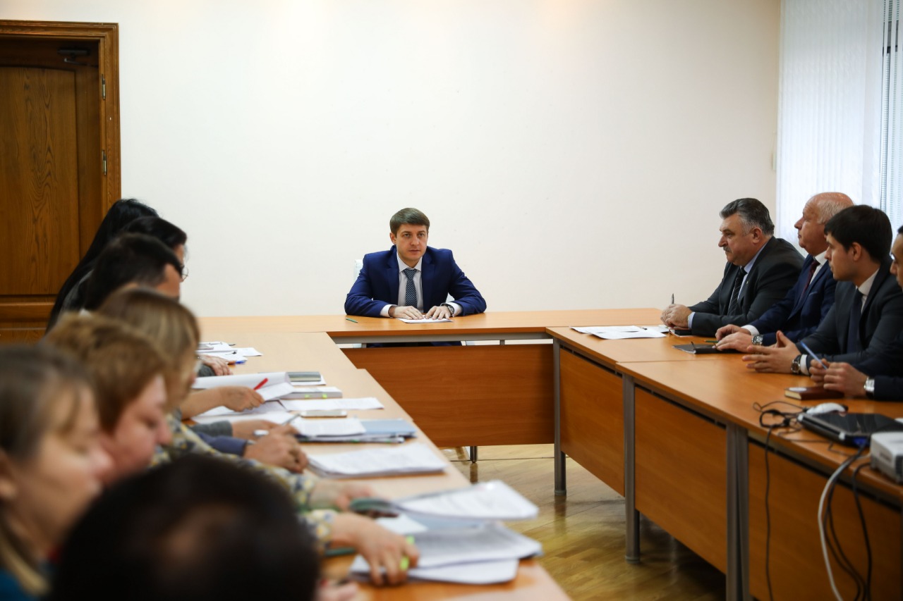 встреча Дмитрия Беспалова с представителями Первичной профсоюзной организации работников вуза встреча Дмитрия Беспалова с представителями Первичной профсоюзной организации работников вуза