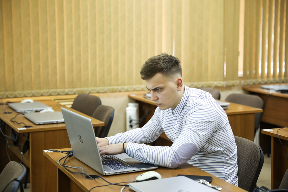 Программы дополнительного образования реализуются в онлайн-формате