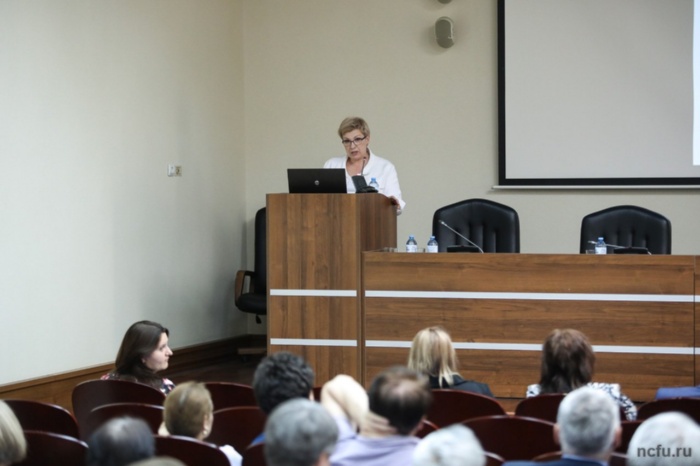 Представители ректората встретились с преподавателями Института информационных технологий и телекоммуникаций Представители ректората встретились с преподавателями Института информационных технологий и телекоммуникаций