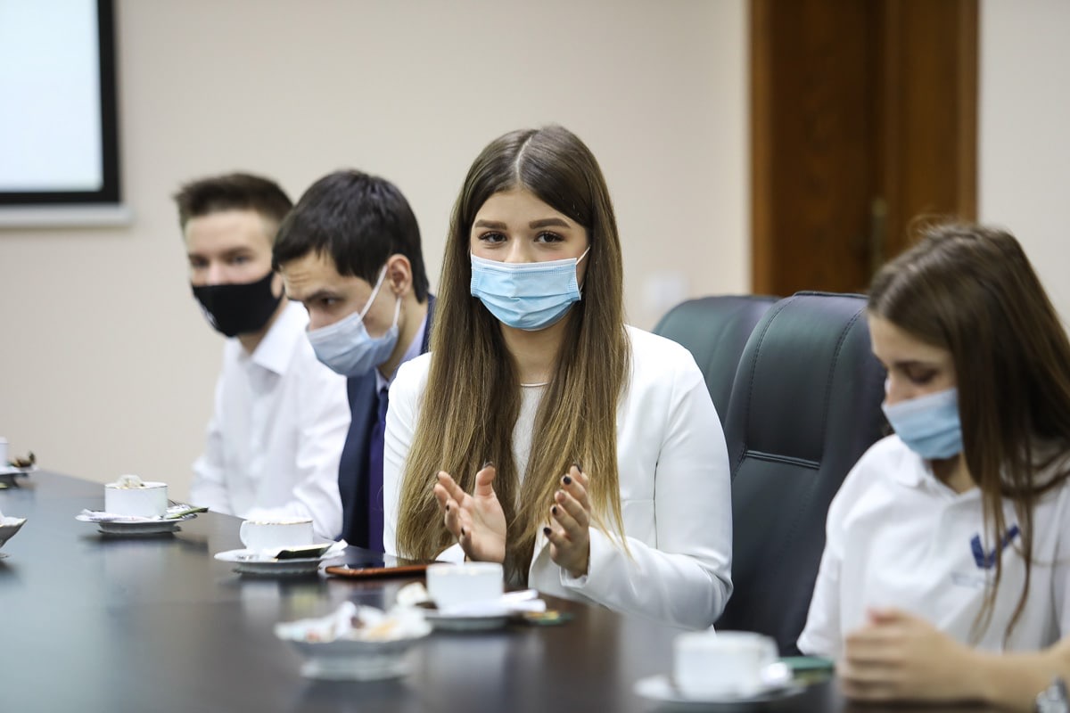 rektor-skfu-vstretilsya-so-studentami-vuza-ncfu.ru-01