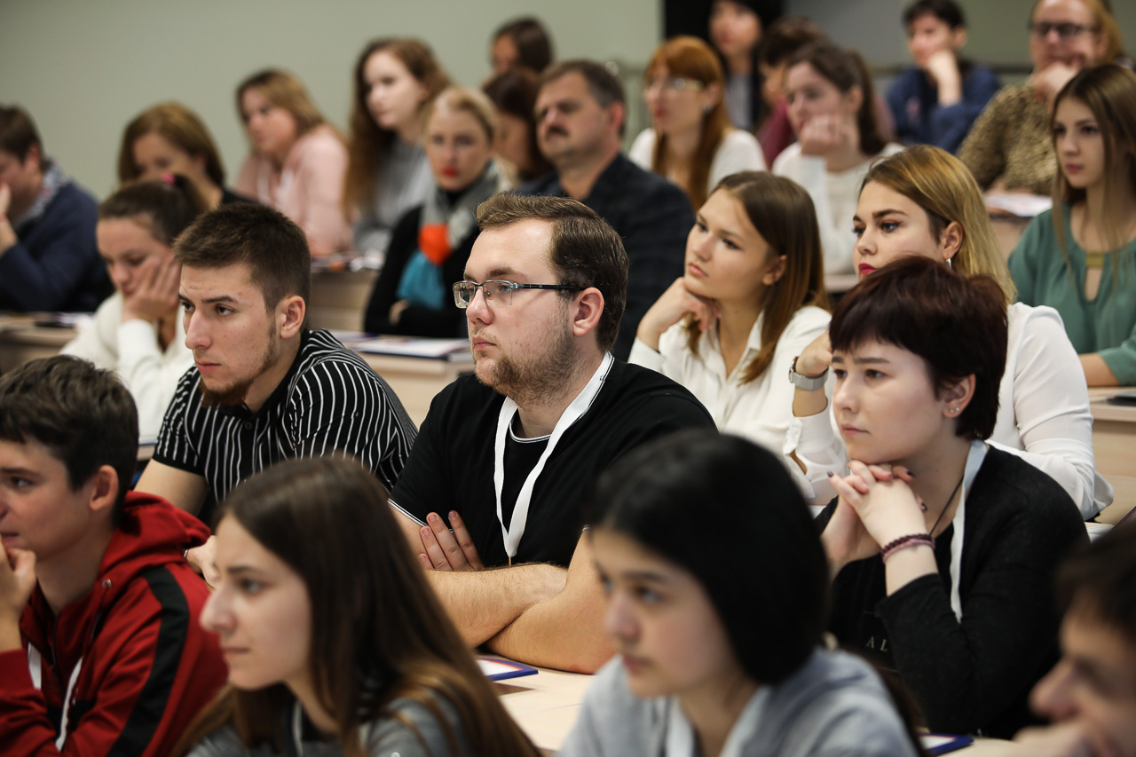 СКФУ обучает волонтеров для сопровождения лиц с ОВЗ