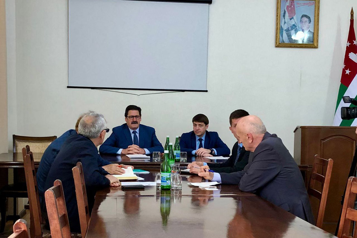 skfu-razvivaet-nauchno-obrazovatelnye-proekty-s-abhaziej-ncfu-ru-01 (3)