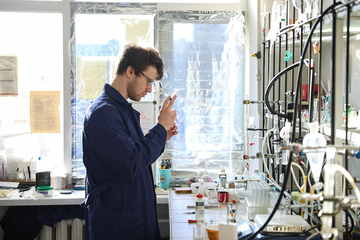 skfu-zapuskaet-novuyu-magisterskuyu-programmu-v-oblasti-farmanaliza-ncfu-ru-01