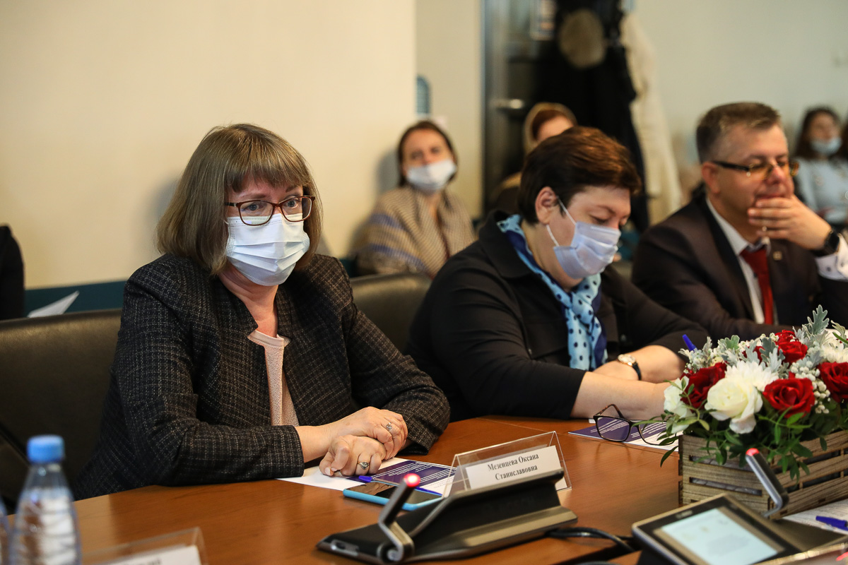 sostoyalas-strategicheskaya-sessiya-po-voprosam-pedagogicheskogo-obrazovaniya-ncfu-ru-03