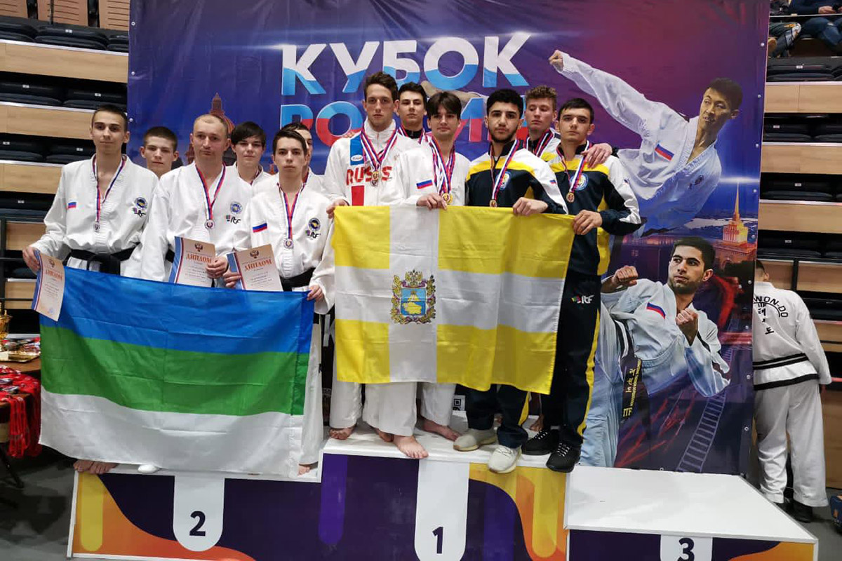 sportsmeny-skfu-pobediteli-kubka-rossii-po-thehkvondo-ncfu-ru-01