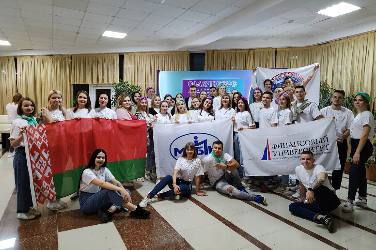 studentka-skfu-uchastnica-mezhdunarodnogo-lagerya-slavyanskoe-sodruzhestvo-ncfu-ru-002 studentka-skfu-uchastnica-mezhdunarodnogo-lagerya-slavyanskoe-sodruzhestvo-ncfu-ru-002