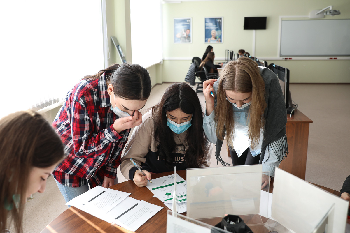 studenty-proshli-kvest-po-finansovoj-gramotnosti-ncfu.ru-02