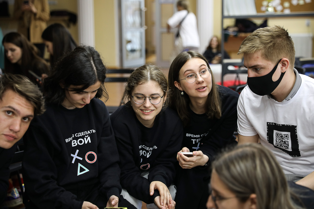studenty-skfu-ambassadory-konkursa-tvoj-hod-ncfu-ru-01 studenty-skfu-ambassadory-konkursa-tvoj-hod-ncfu-ru-01
