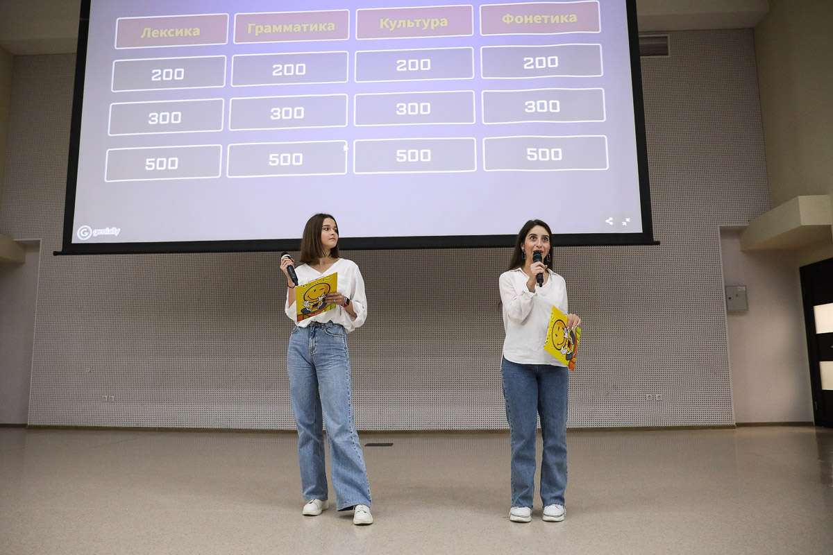 studenty-skfu-otprazdnovali-den-ispanii-ncfu-ru-02