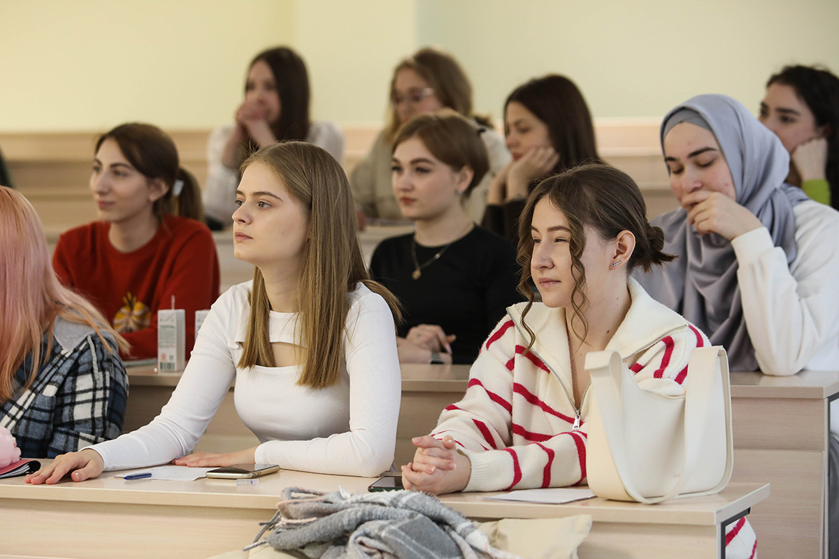 studenty-skfu-uchastniki-master-klassa-po-smm-prodvizheniyu-ncfu-ru-02