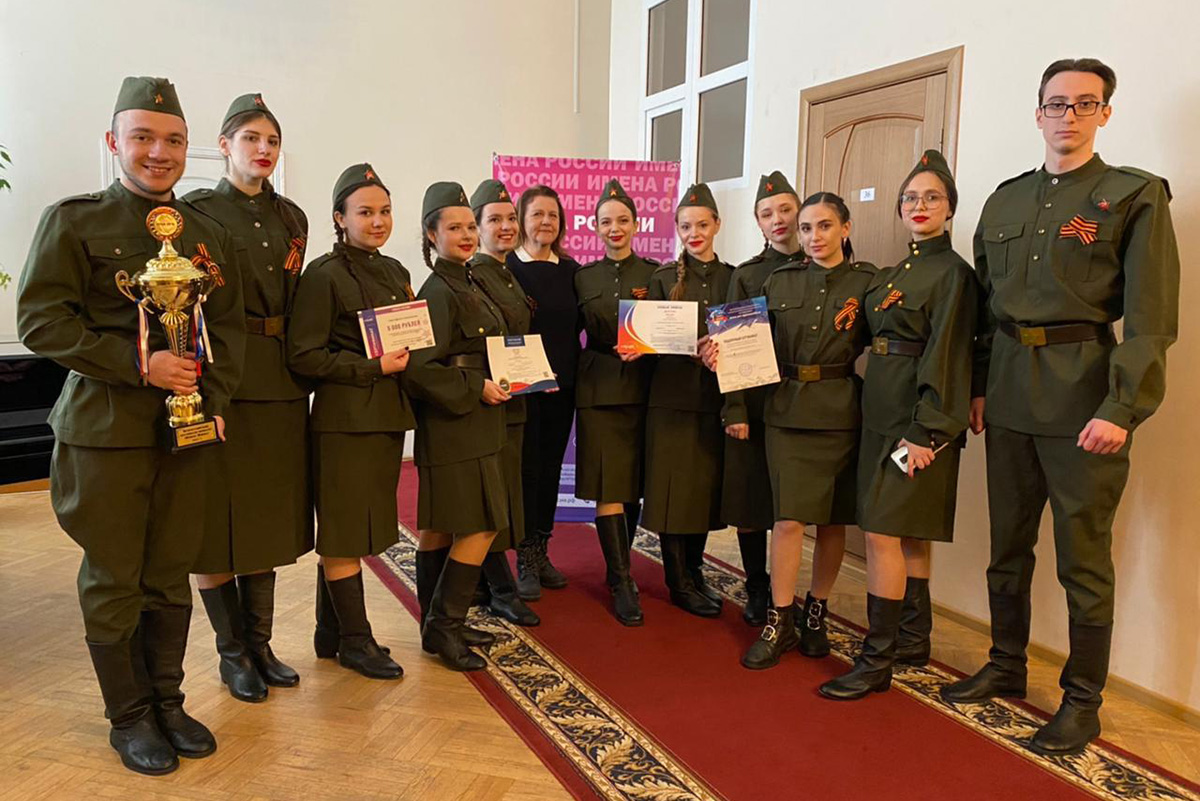 studenty-skfu-vystupyat-na-mezhdunarodnom-festivale-imena-rossii-ncfu-ru-01