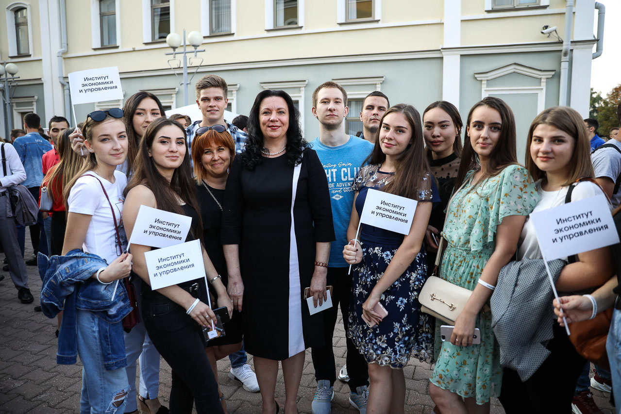 Первокурсники отметили свой первый день студенческой жизни