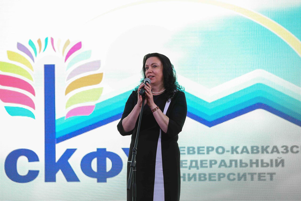 Первокурсники отметили свой первый день студенческой жизни