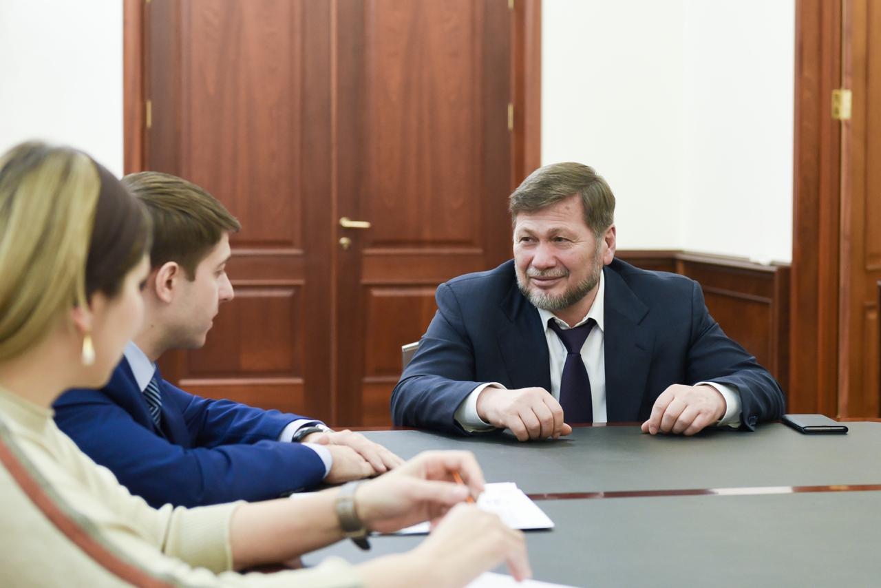 Состоялась встреча врио ректора СКФУ Дмитрия Беспалова с первым заместителем министра Российской Федерации по делам Северного Кавказа Одесом Байсултановым