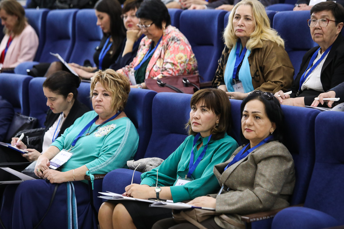 v-skfu-prohodit-mezhdunarodnaya-konferenciya-po-prepodavaniyu-russkogo-yazyka-kak-nerodnogo-i-inostrannogo-ncfu-ru-01