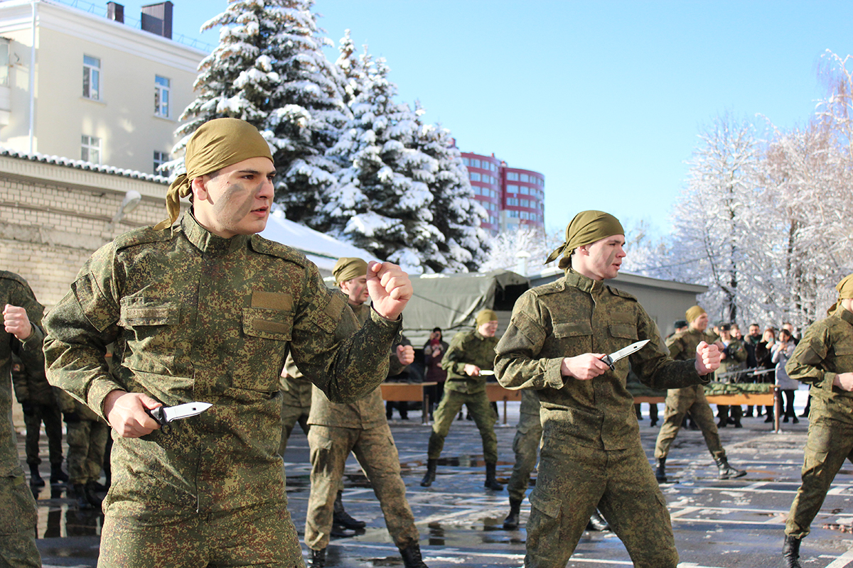 v-skfu-v-2021-godu-budet-realizovana-programma-voennoj-podgotovki-oficerov-zapasa-ncfu.ru-02