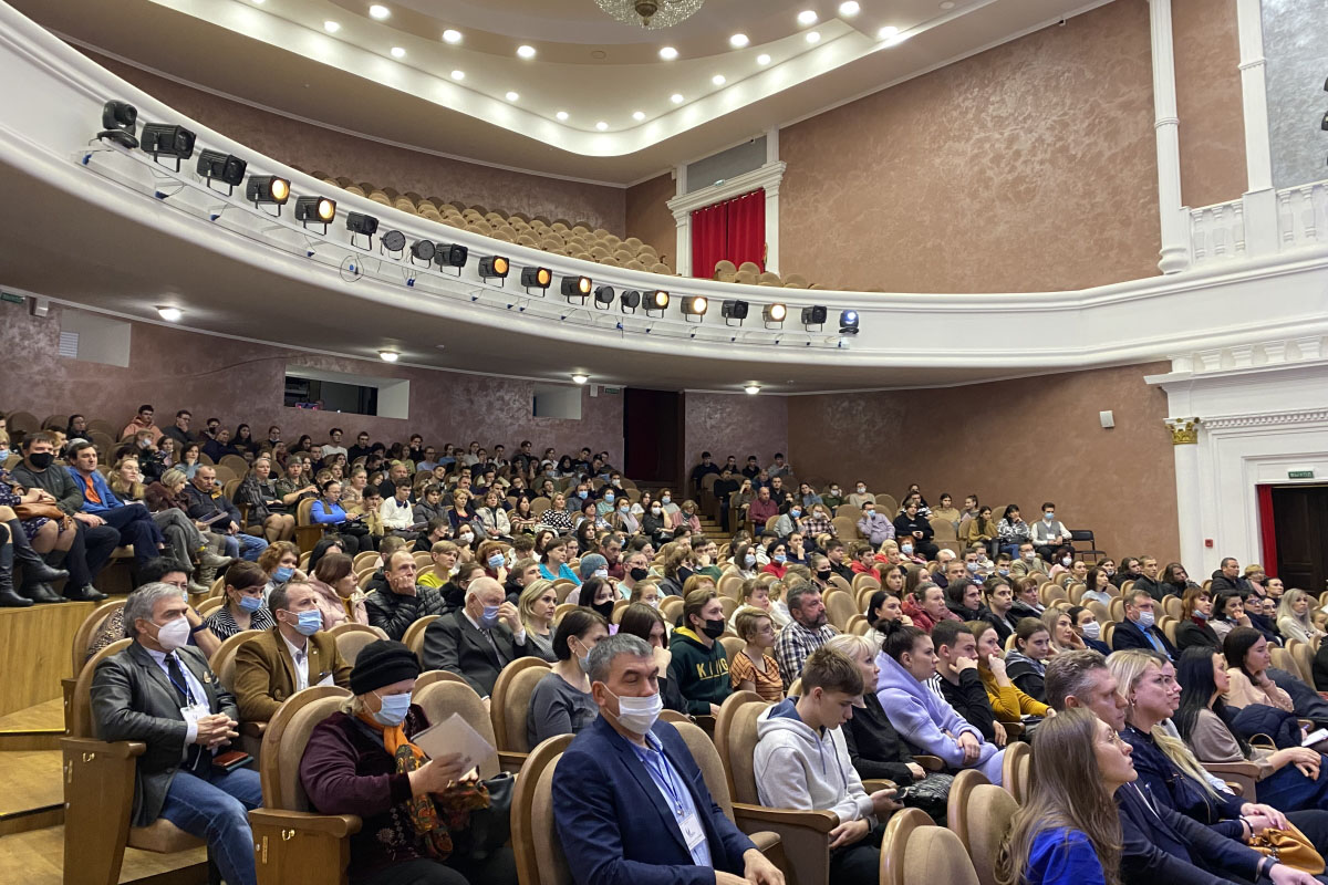 v-nevinnomysske-sozdayut-blagopriyatnye-usloviya-dlya-obucheniya-molodezhi-ncfu-ru-02