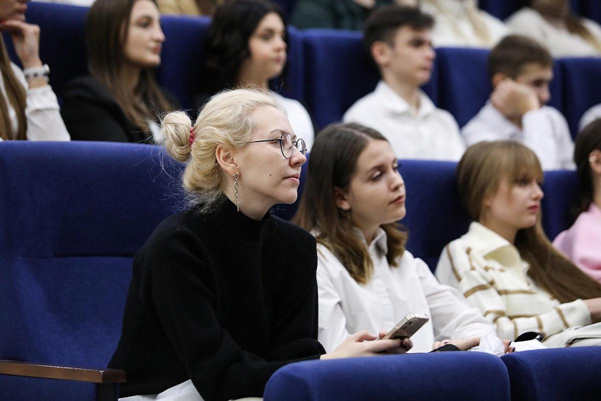 v-skfu-chestvuyut-cheloveka-truda-ncfu-ru-03