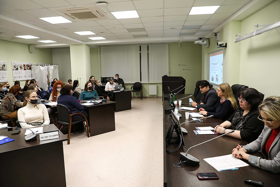 v-skfu-obsudili-inklyuzivnoe-obrazovanie-v-ehpohu-postpandemii-ncfu-ru-02