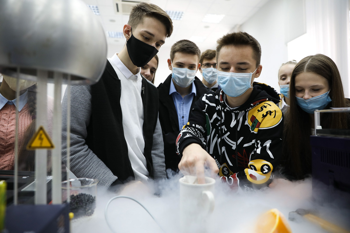 v-skfu-prodolzhaetsya-festival-nauki-ncfu.ru-01