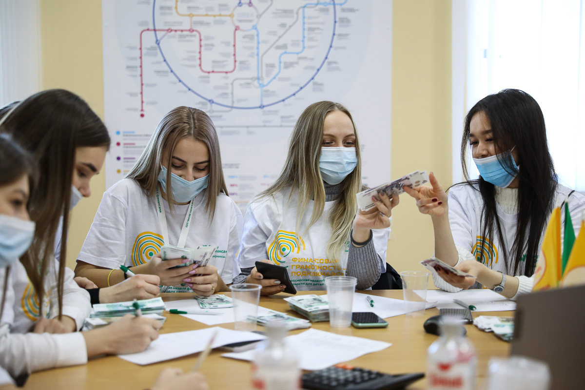 v-skfu-proshel-konkurs-po-finansovoj-gramotnosti-ncfu.ru-01