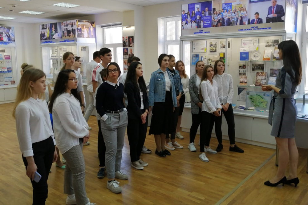 В СКФУ прошли экскурсии для школьников