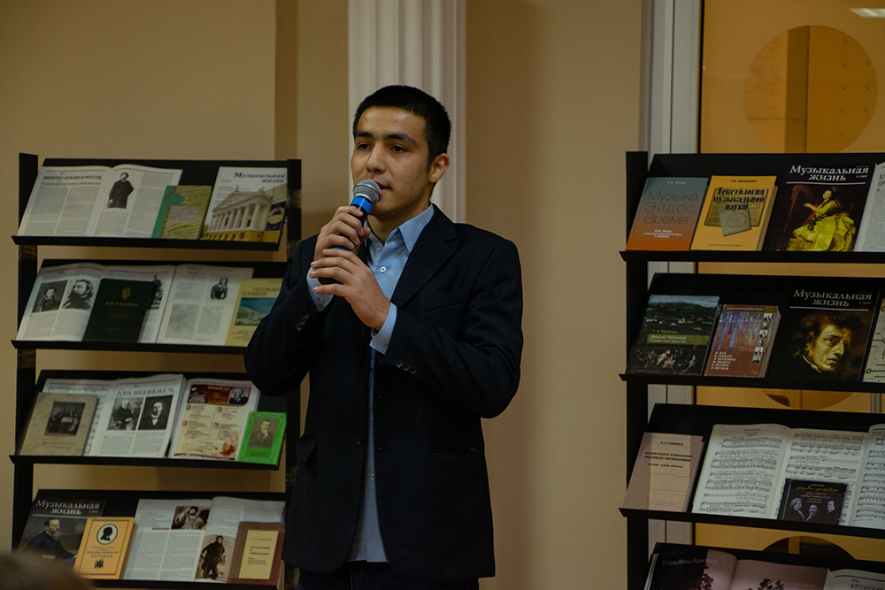 В СКФУ прошёл концерт поэтического клуба «Вдохновение» В СКФУ прошёл концерт поэтического клуба «Вдохновение»