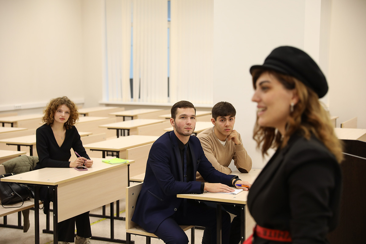 v-skfu-zavershilas-shkola-oratorskogo-masterstva-ncfu-ru-01
