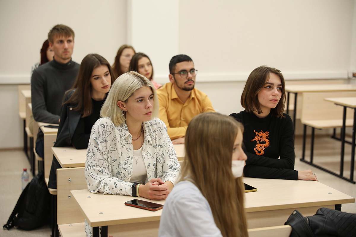 v-skfu-zavershilas-shkola-oratorskogo-masterstva-ncfu-ru-03