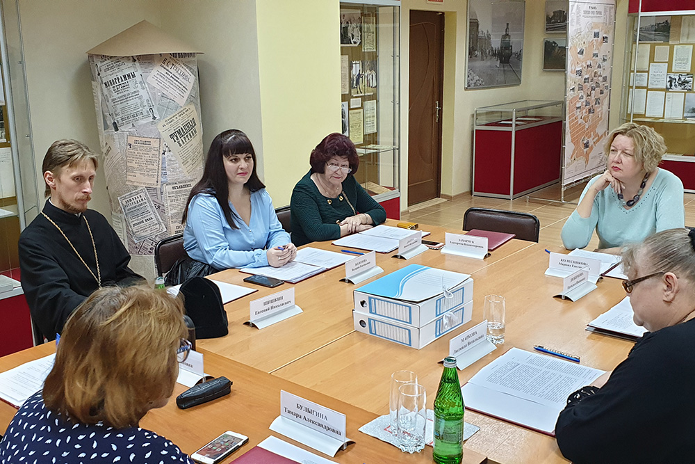 Ученые СКФУ участвуют в подготовке сборника архивных документов Ученые СКФУ участвуют в подготовке сборника архивных документов